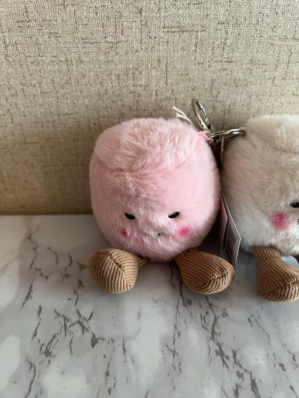 Jellycat Amuseables Pair of Marshmallows Bag Charm 100% authentic - Picture 3 of 8